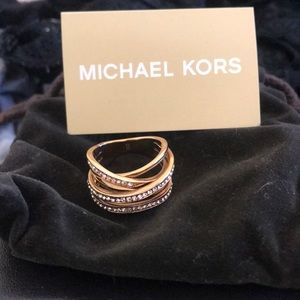 Michael Kors Ring!!